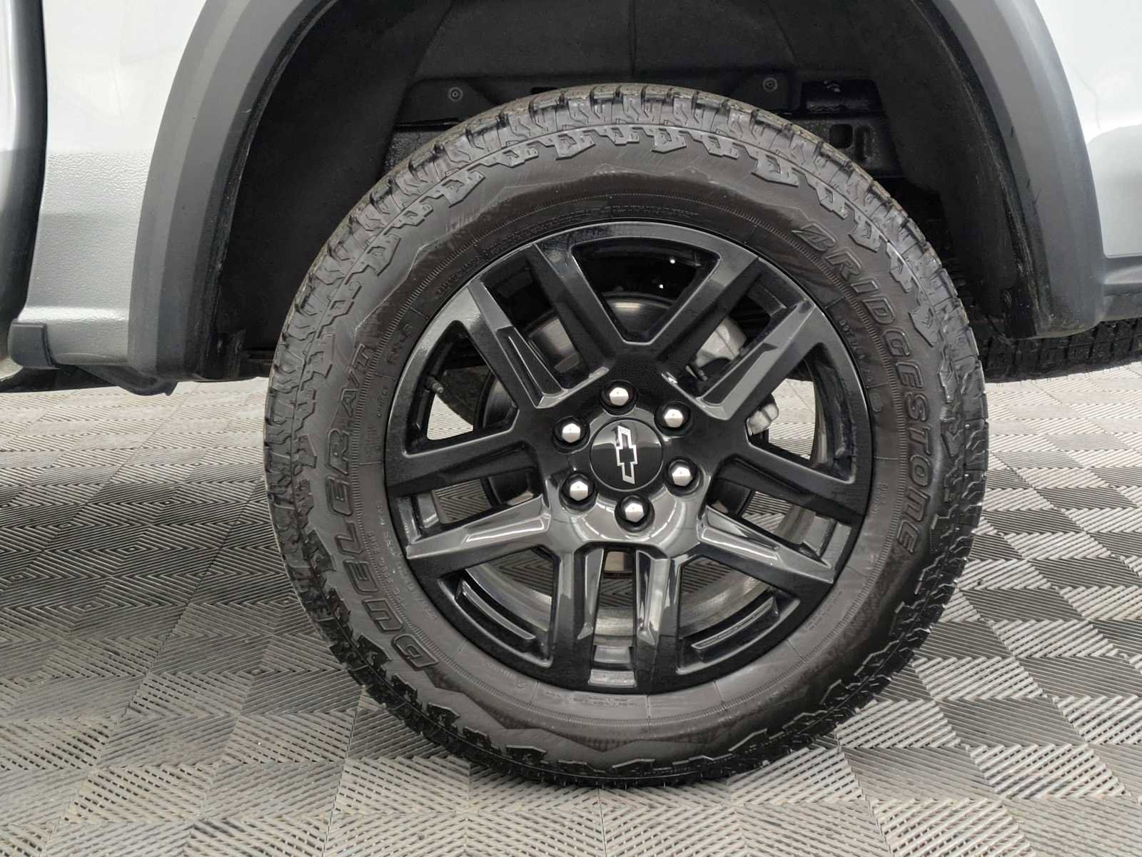 Used 2024 Chevrolet Colorado Trail Boss w/ Advanced Trailering Package image 13