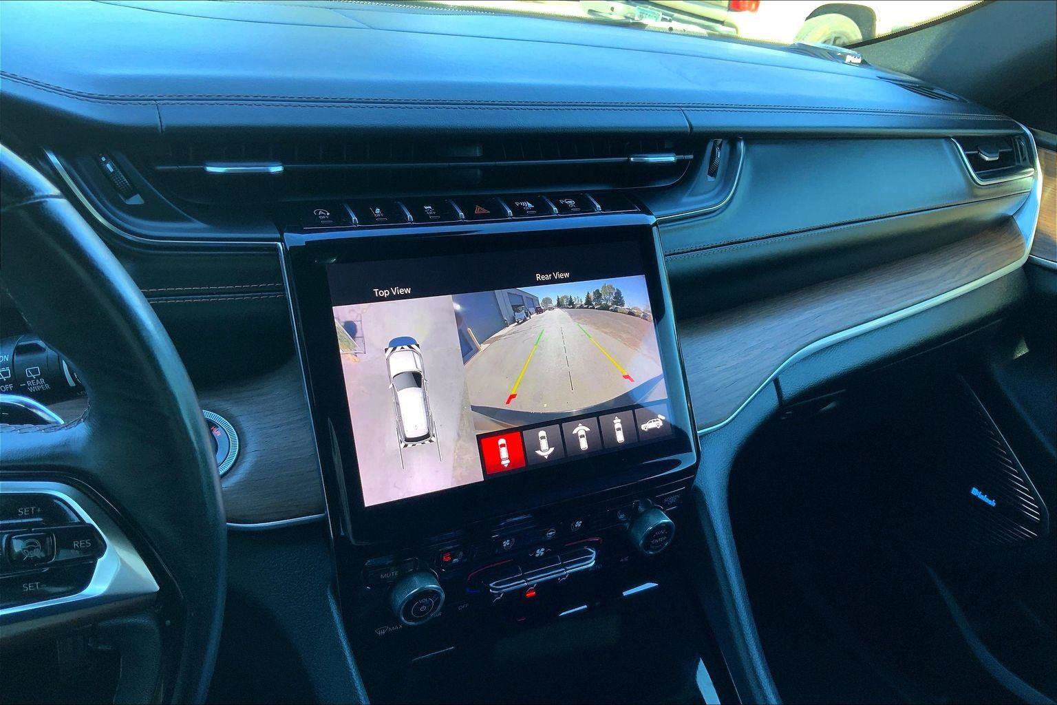 Certified 2021 Jeep Grand Cherokee L Summit w/ Advanced Protech Group IV image 21