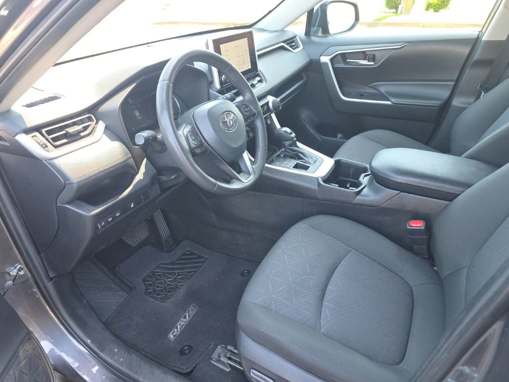 Used 2024 Toyota RAV4 XLE w/ Weather Package AWD/4WD image 7