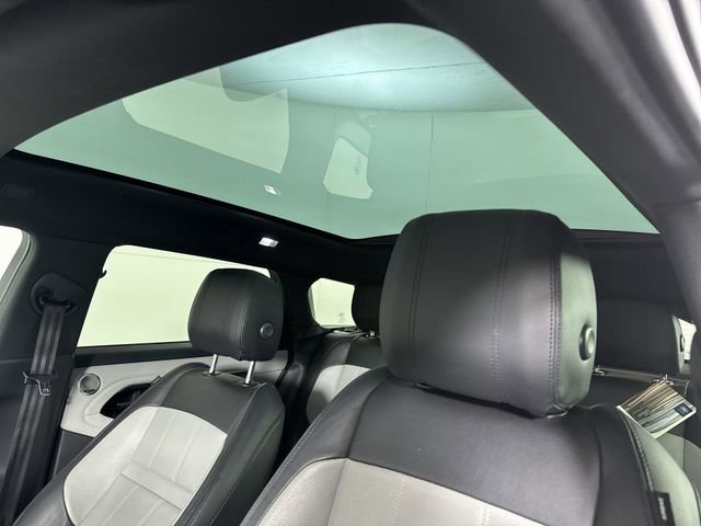 Used 2020 Land Rover Range Rover Evoque R-Dynamic S AWD/4WD image 17