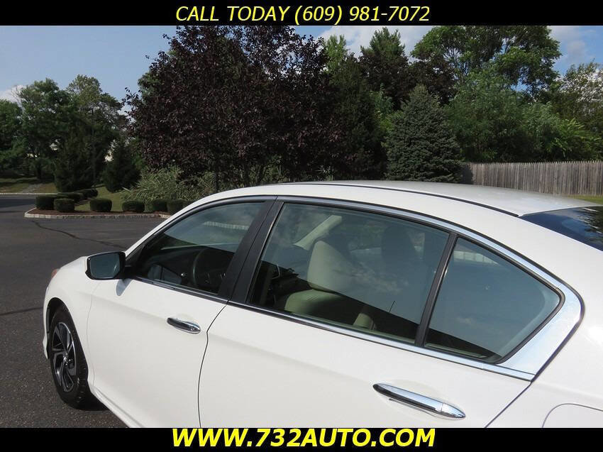 Used 2017 Honda Accord LX image 26