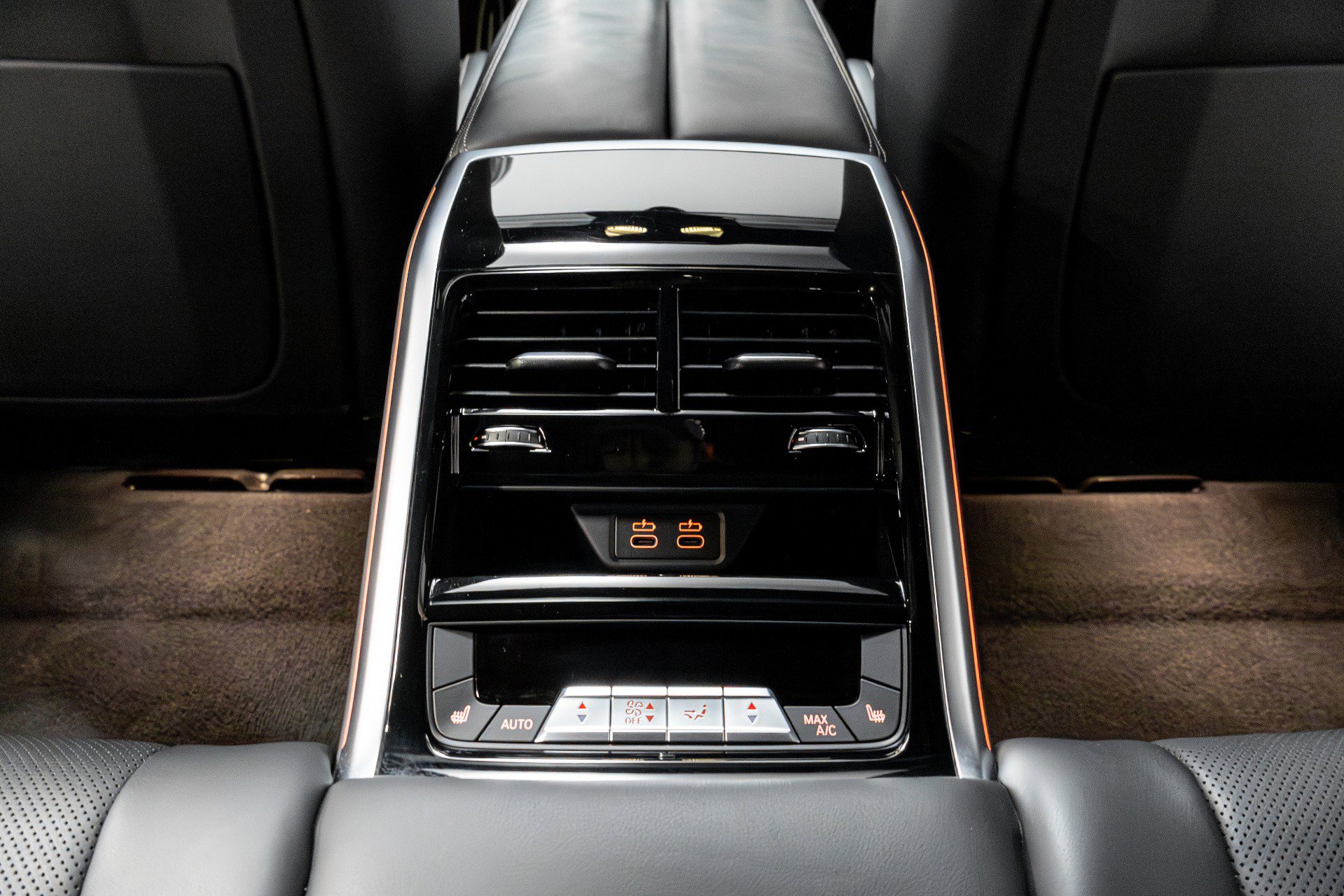 Used 2023 BMW ALPINA B8 xDrive Gran Coupe image 27