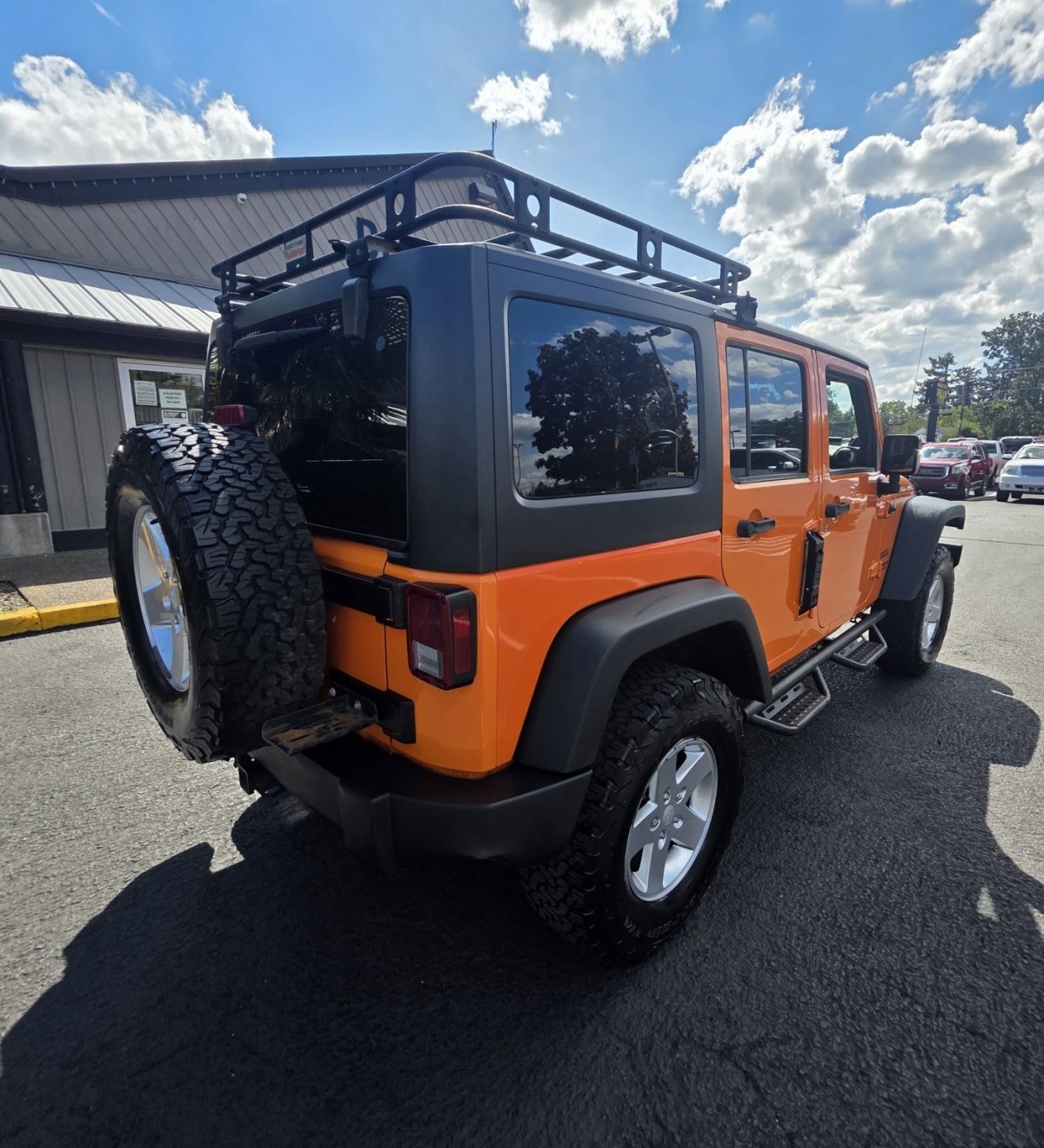 Used 2012 Jeep Wrangler Unlimited Sport w/ Trailer Tow Group AWD/4WD image 9