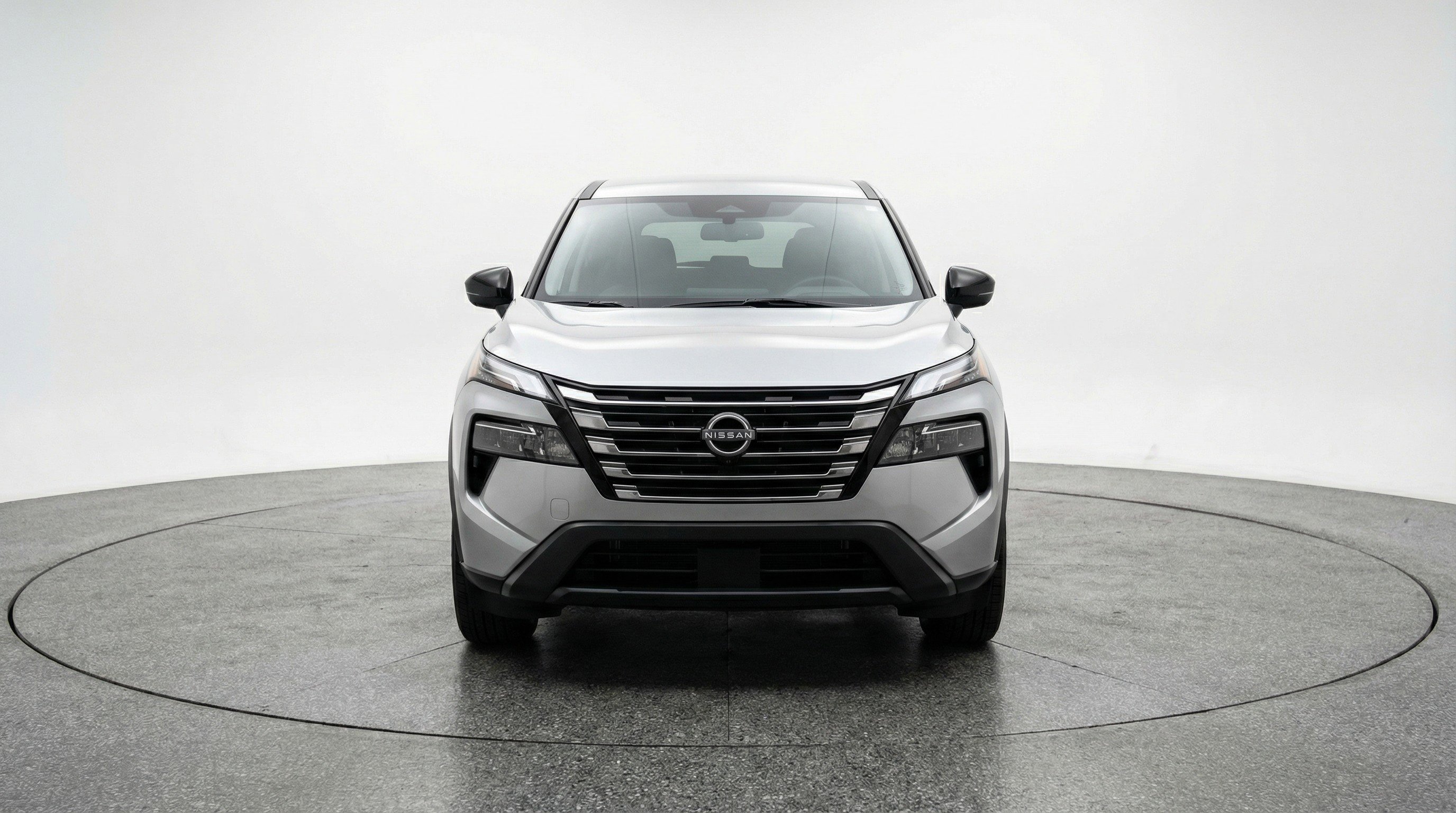 Used 2025 Nissan Rogue SV image 2