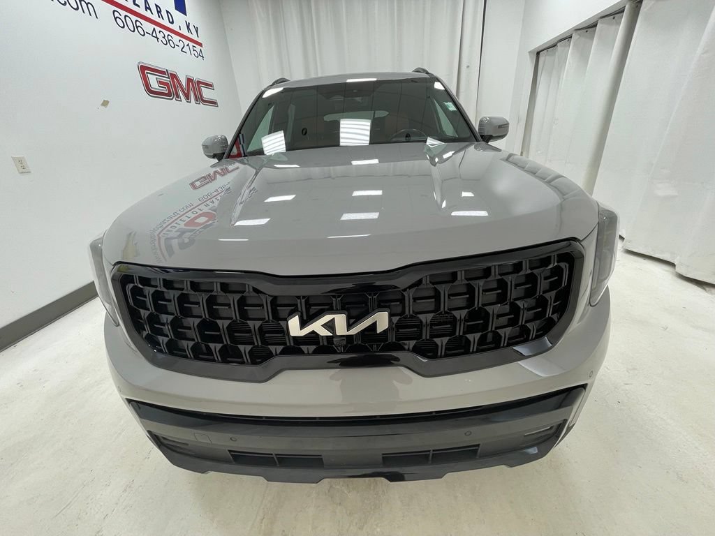 Used 2024 Kia Telluride SX Prestige X-Pro AWD/4WD image 2