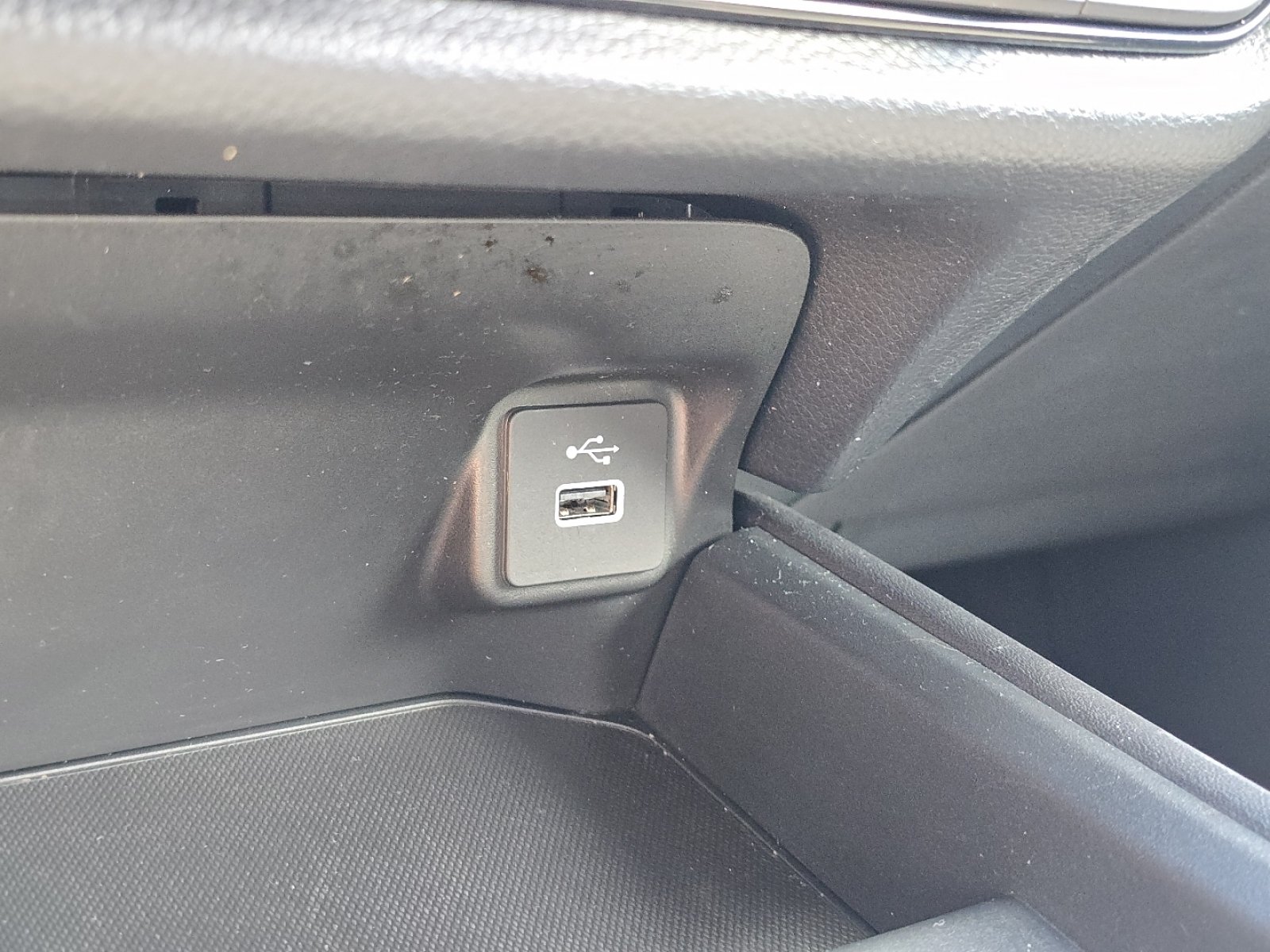 Certified 2024 Honda HR-V Sport image 31
