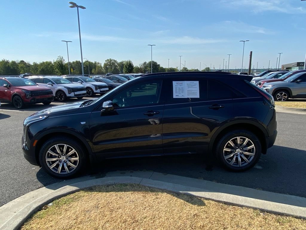 Used 2023 Cadillac XT4 Sport w/ Cold Weather Package FWD image 4