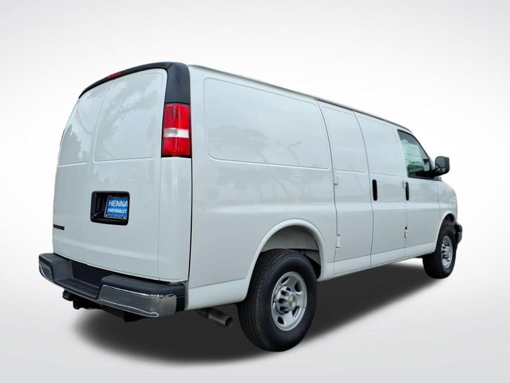 New 2026 Chevrolet Express 2500 w/ Driver Convenience Package RWD image 3