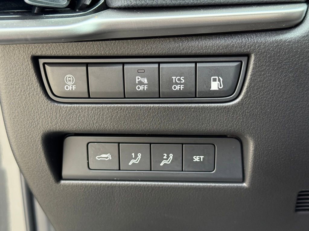 Used 2024 MAZDA CX-90 Plug-In Hybrid w/ Premium Pkg image 28