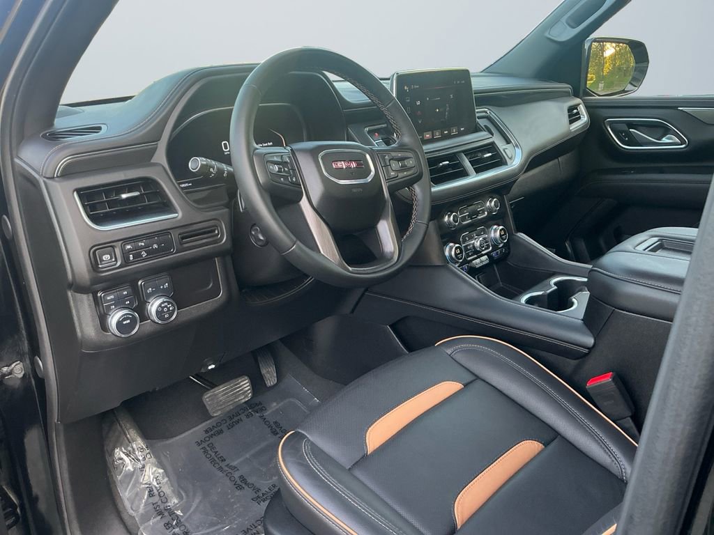 Used 2024 GMC Yukon XL AT4 image 11