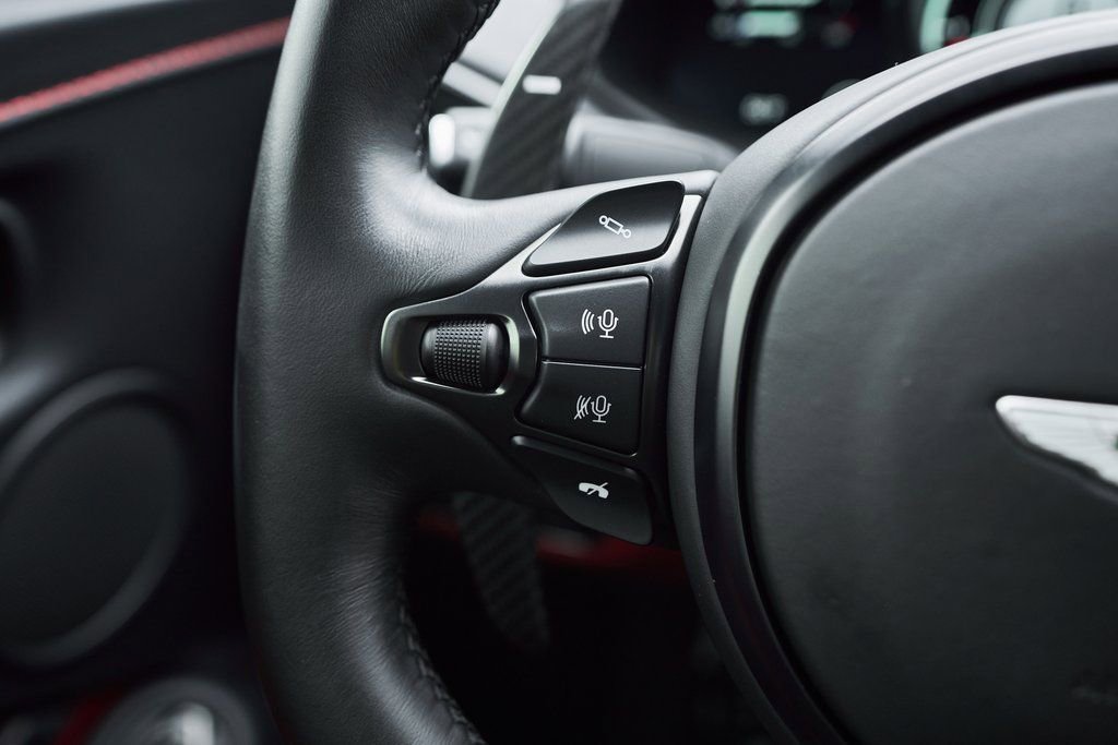 Used 2023 Aston Martin V12 Vantage image 54