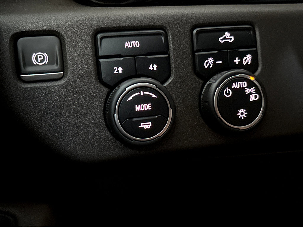 Used 2022 Chevrolet Silverado 1500 LT w/ Protection Package image 13