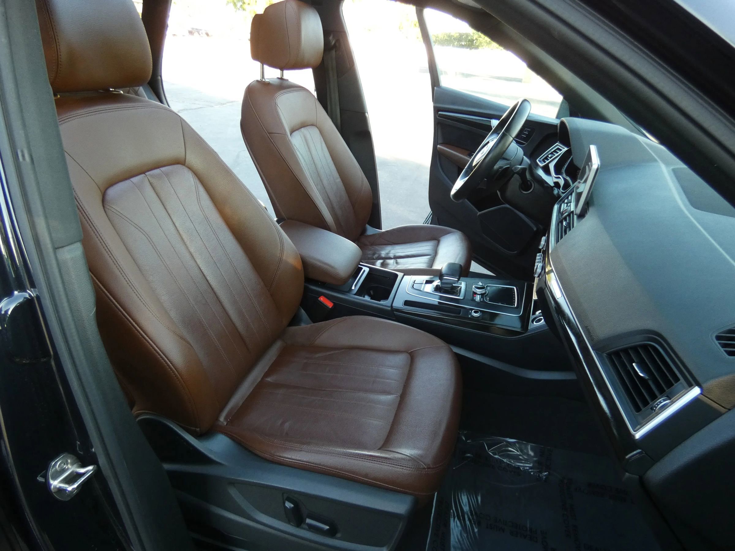 Used 2018 Audi Q5 2.0T Premium Plus w/ Premium Plus Package image 26