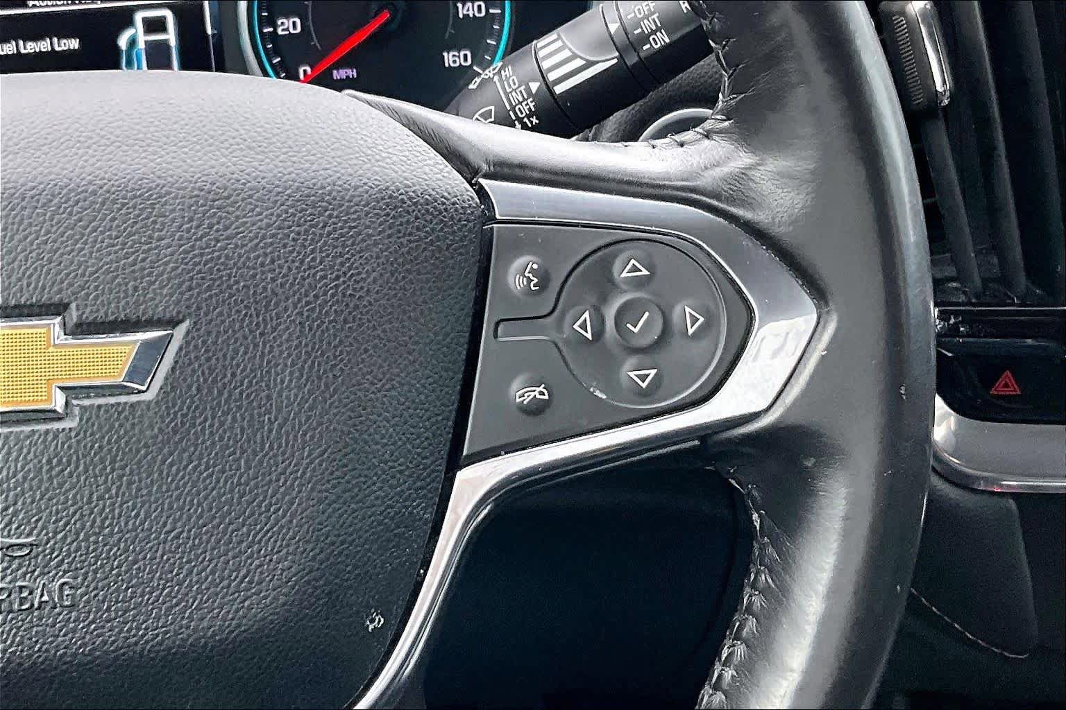 Used 2018 Chevrolet Traverse LT FWD image 24