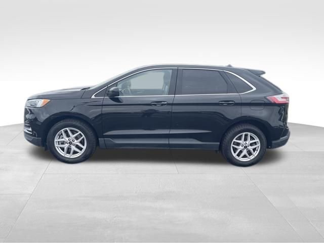 Used 2024 Ford Edge SEL image 2