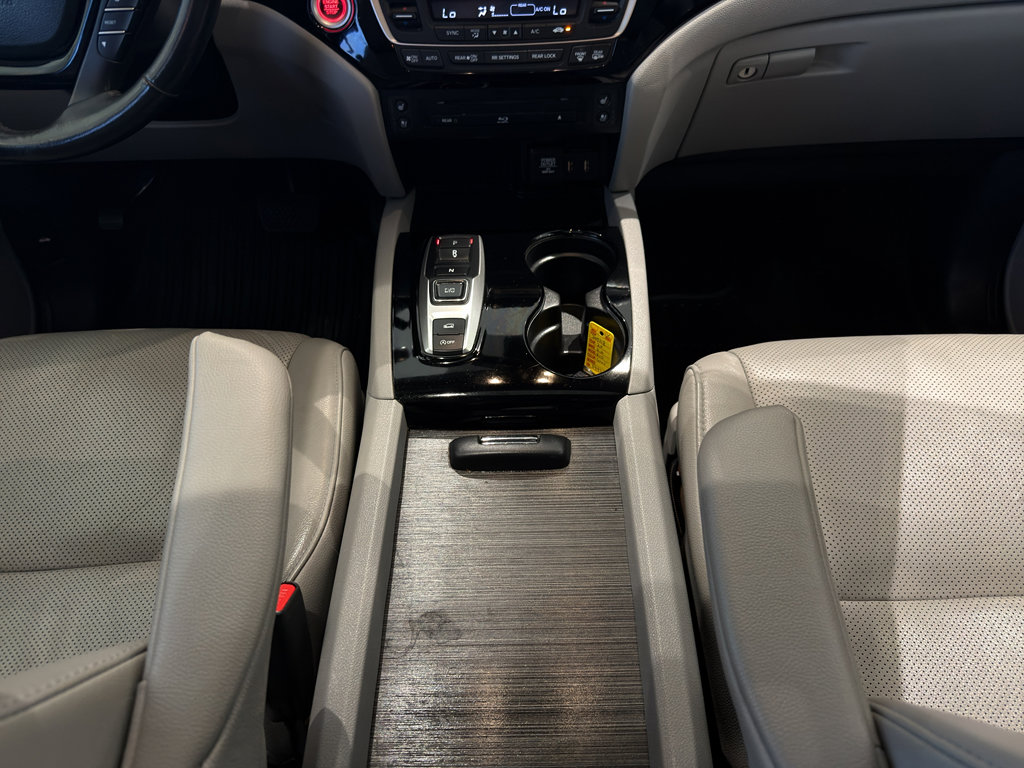 Used 2018 Honda Pilot Elite image 18