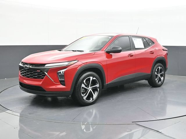 Used 2026 Chevrolet Trax RS FWD image 4