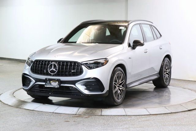 Used 2025 Mercedes-Benz GLC 43 AMG 4MATIC w/ Driver Assistance Package image 13