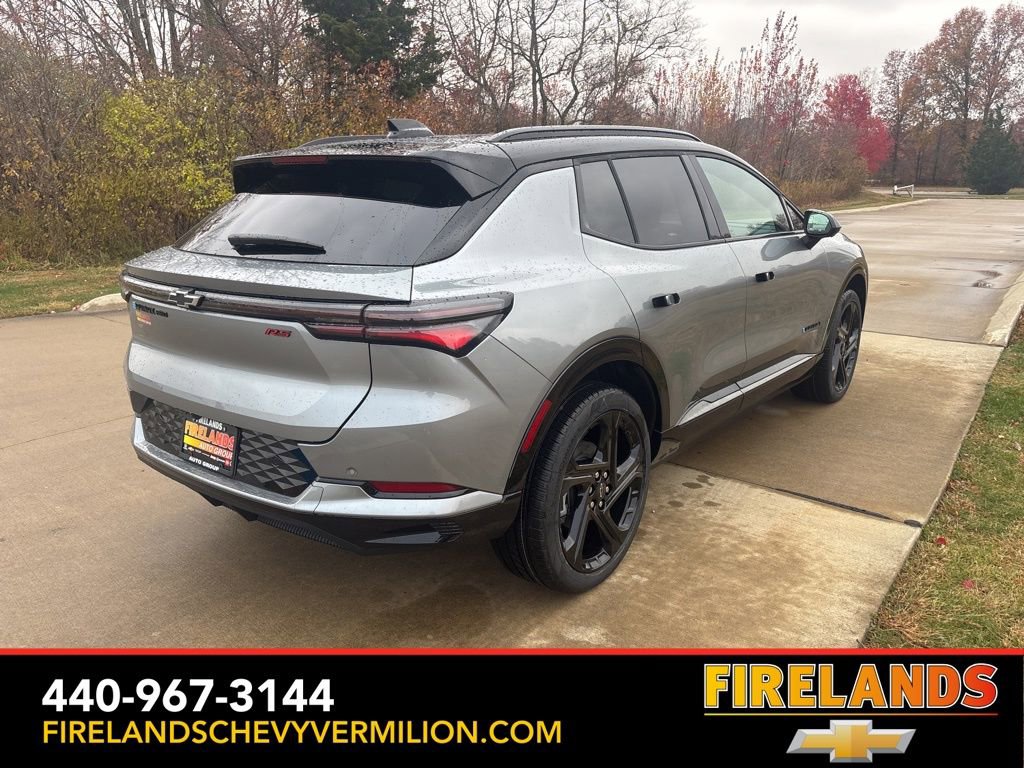 New 2026 Chevrolet Equinox EV RS image 9