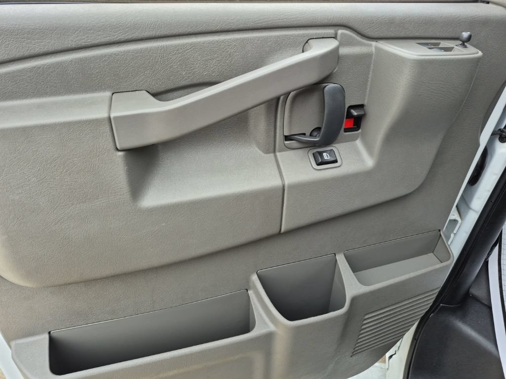 Certified 2024 GMC Savana 2500 w/ Driver Convenience Package RWD image 13