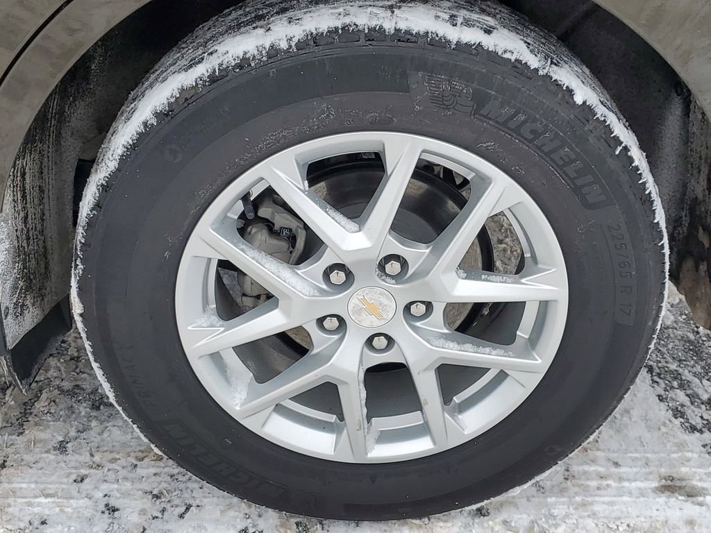 Used 2023 Chevrolet Equinox LT image 33