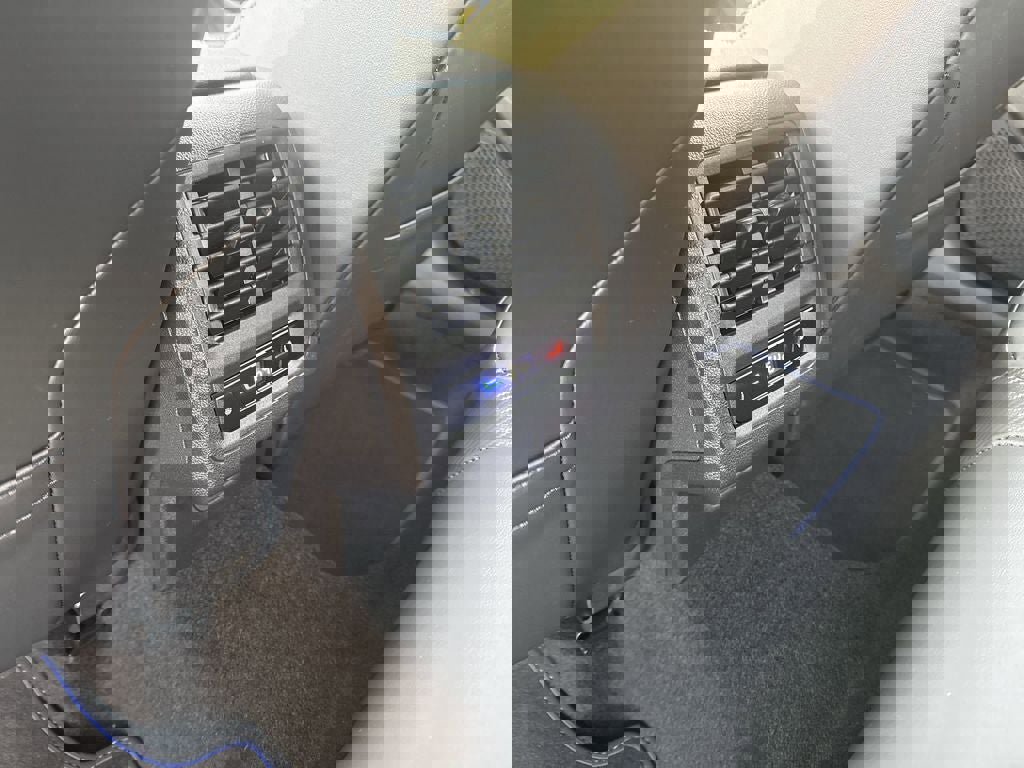 New 2026 Volkswagen Golf image 30