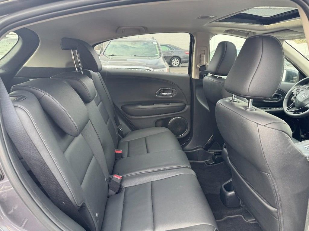Used 2017 Honda HR-V EX-L image 10