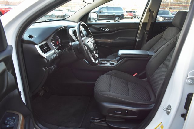 Used 2019 GMC Acadia SLE w/ Driver Alert Package I image 13