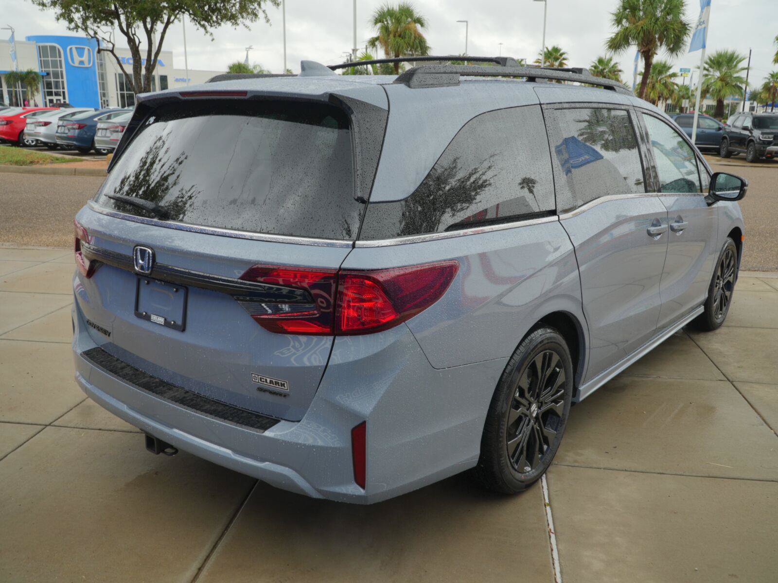 New 2027 Honda Odyssey Sport-L image 5
