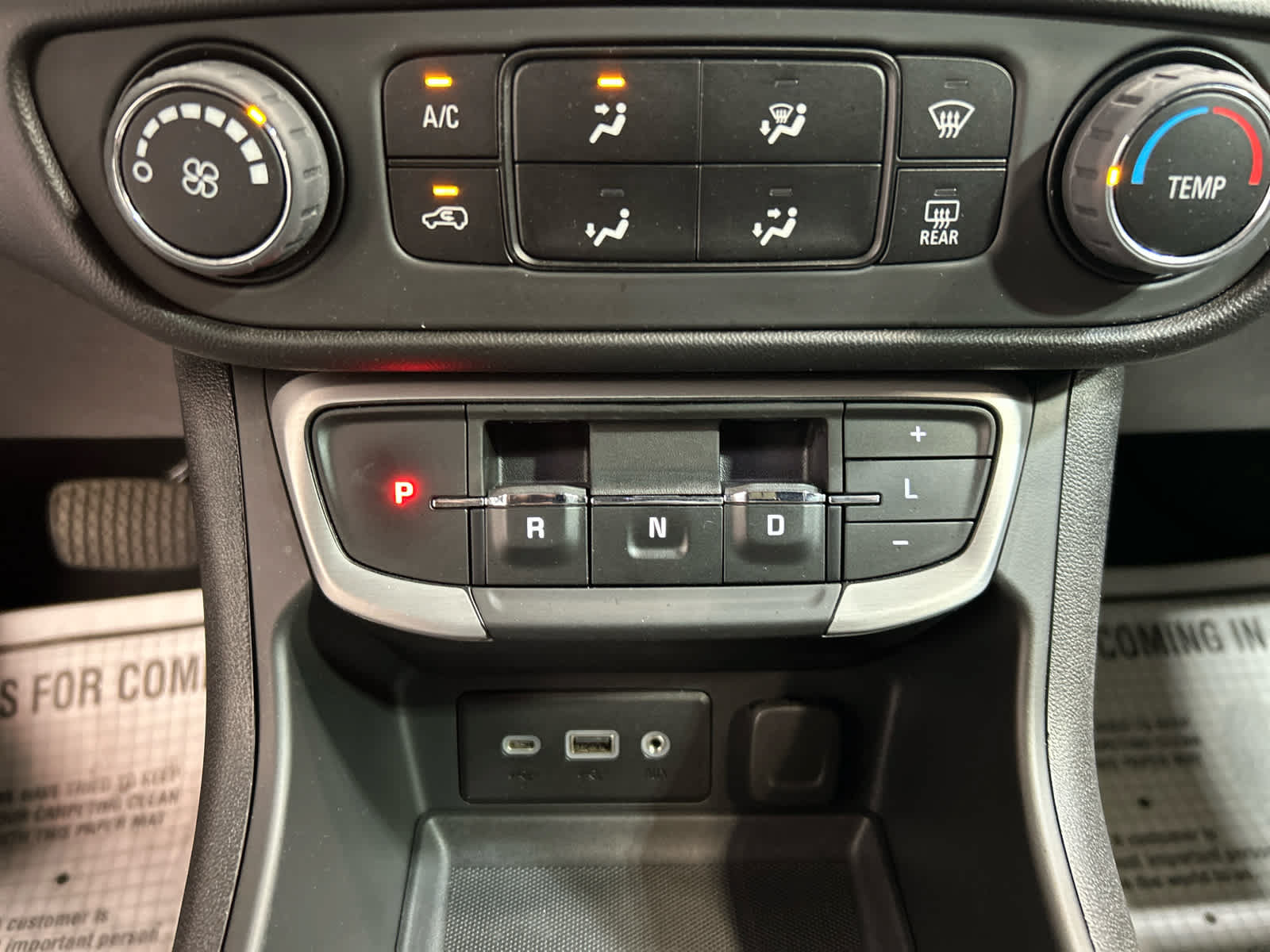 Used 2023 GMC Terrain SLE FWD image 6