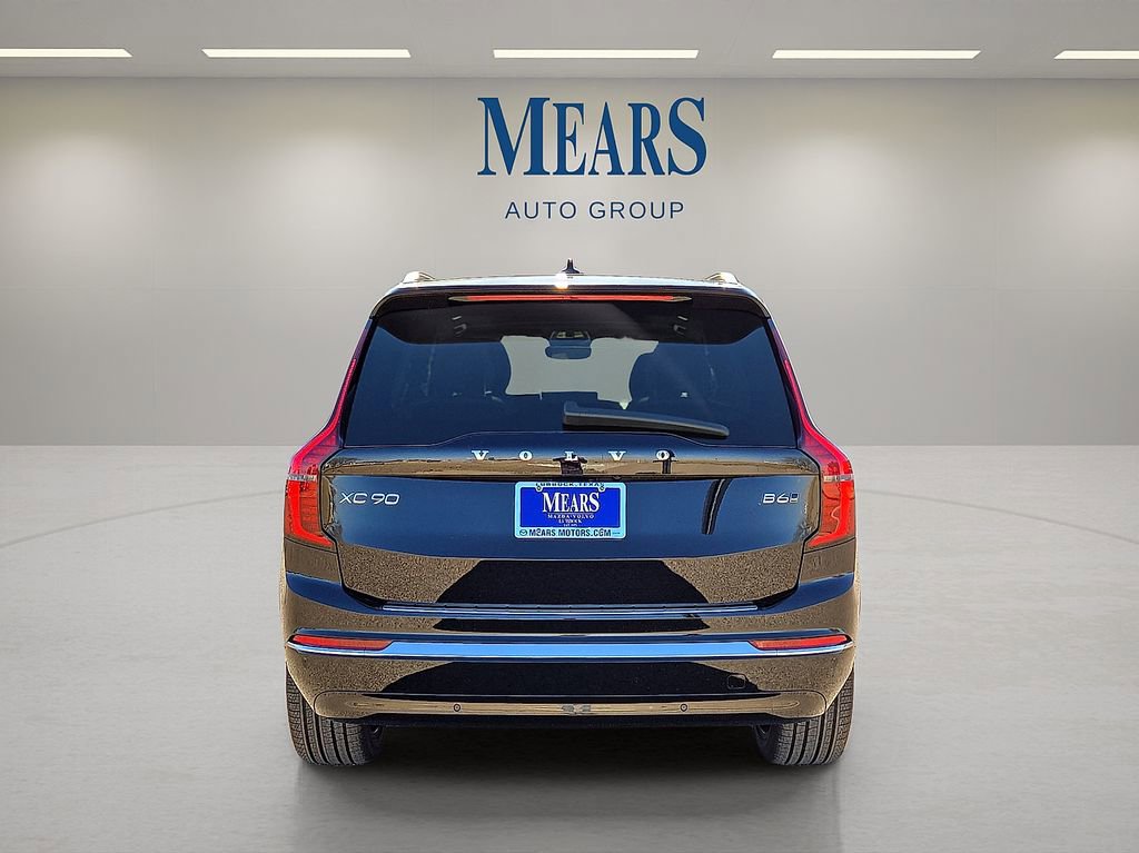 New 2026 Volvo XC90 B6 Plus w/ Protection Package Premier AWD/4WD image 4