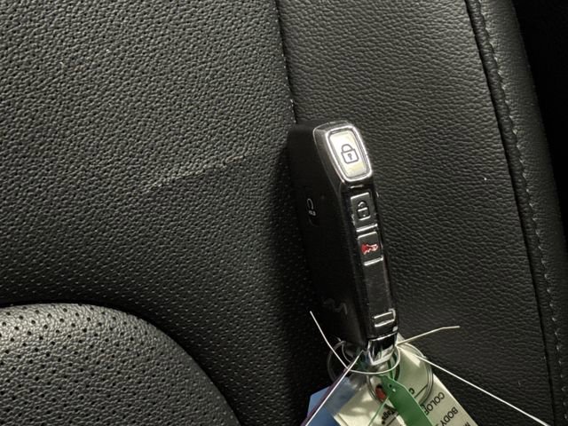 Used 2023 Kia Sportage EX image 25
