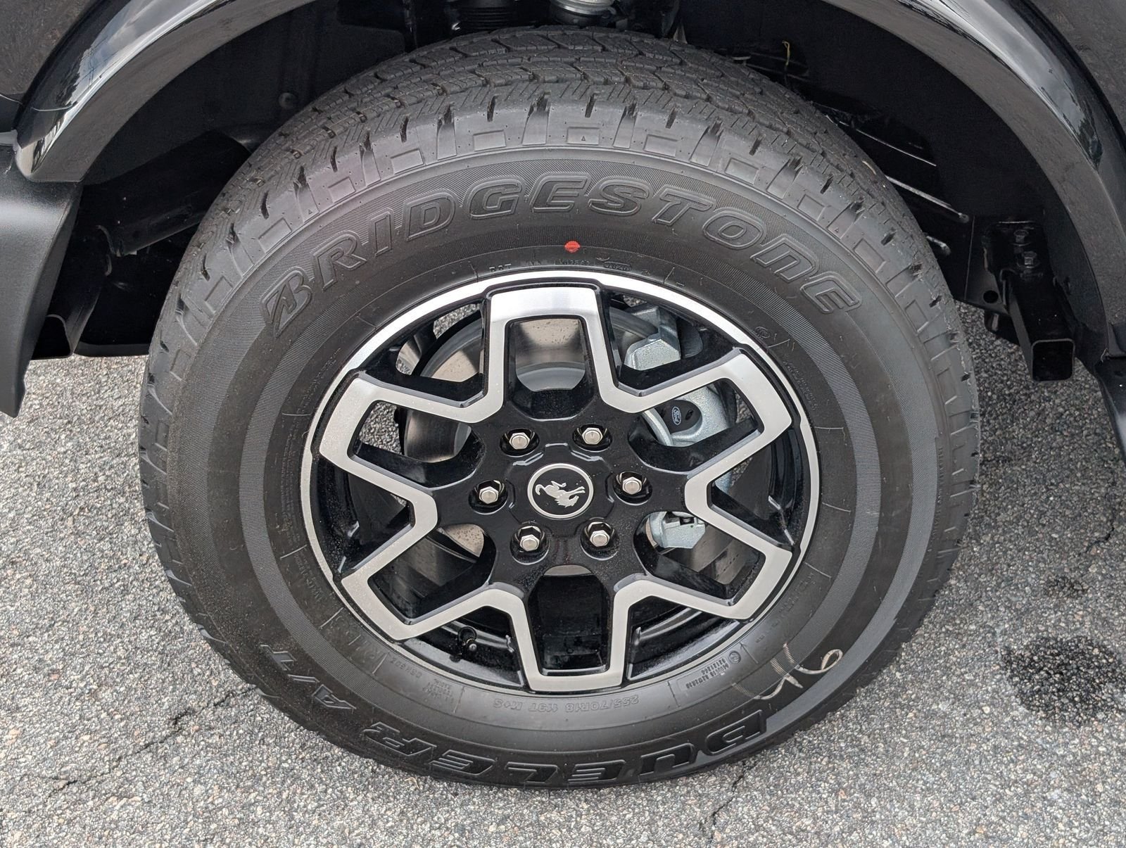 New 2026 Ford Bronco Outer Banks AWD/4WD image 13