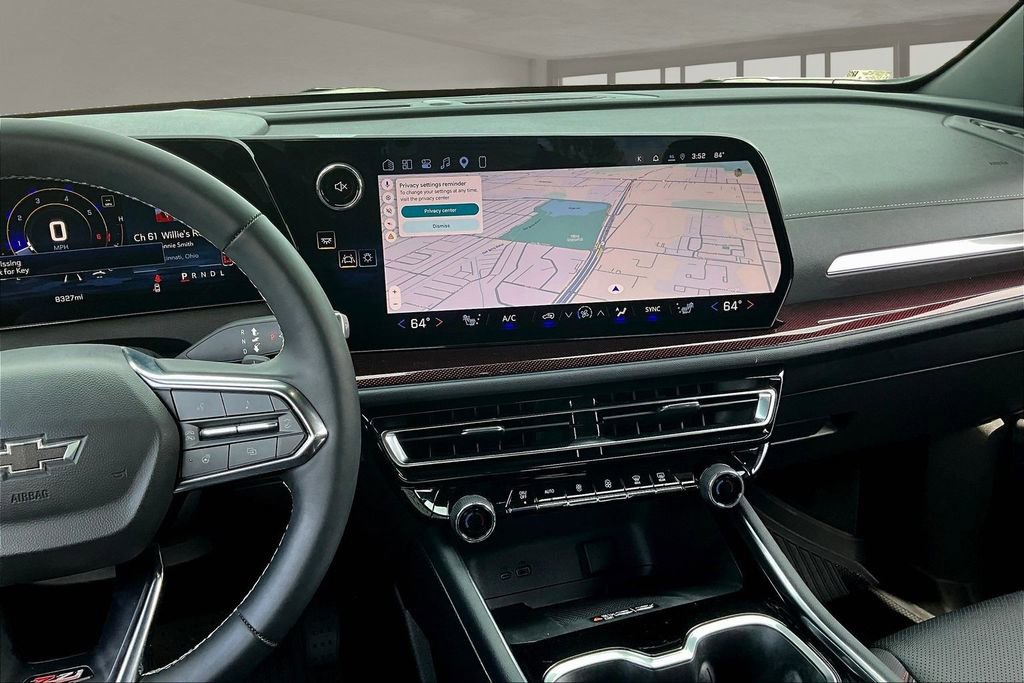 Used 2026 Chevrolet Traverse Z71 w/ Driver Confidence Package image 9