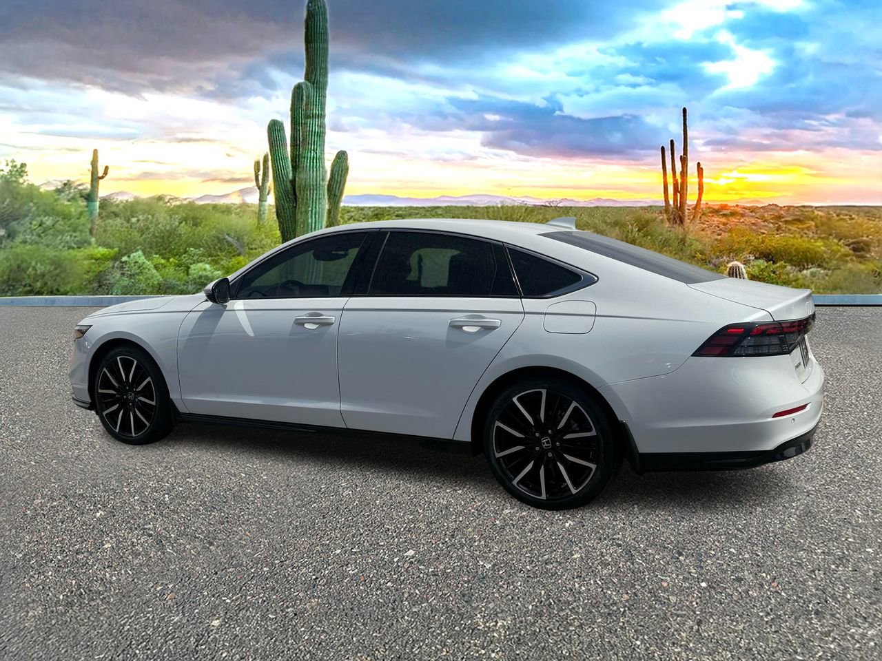 Used 2023 Honda Accord Touring image 5