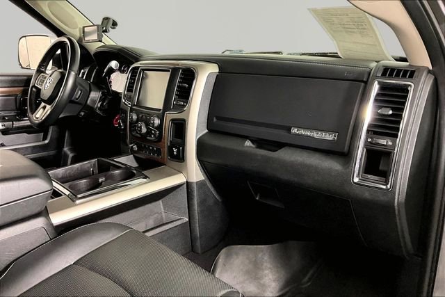 Used 2015 RAM 3500 Laramie w/ Convenience Group AWD/4WD image 26