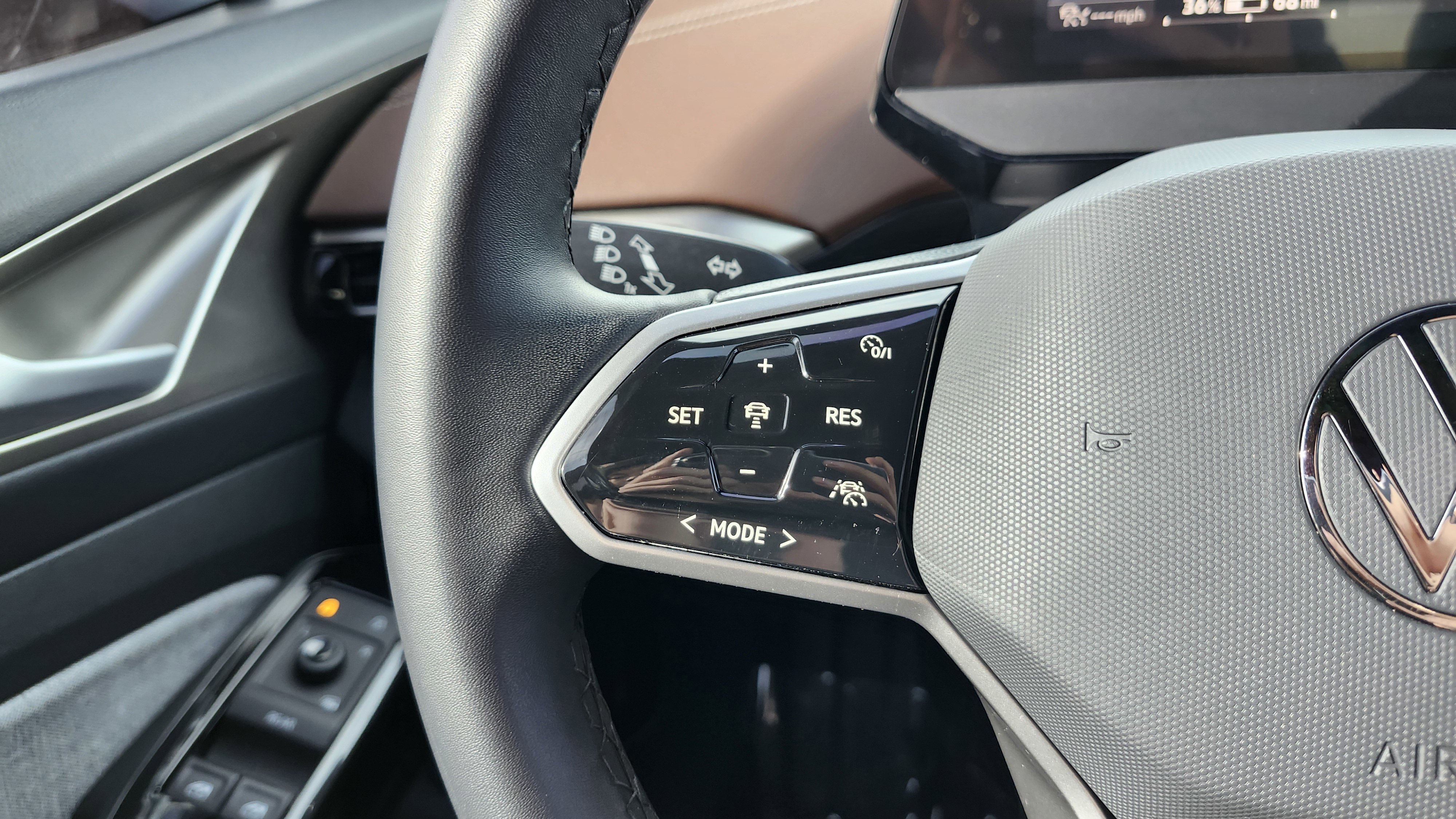 Used 2024 Volkswagen ID.4 2WD image 33