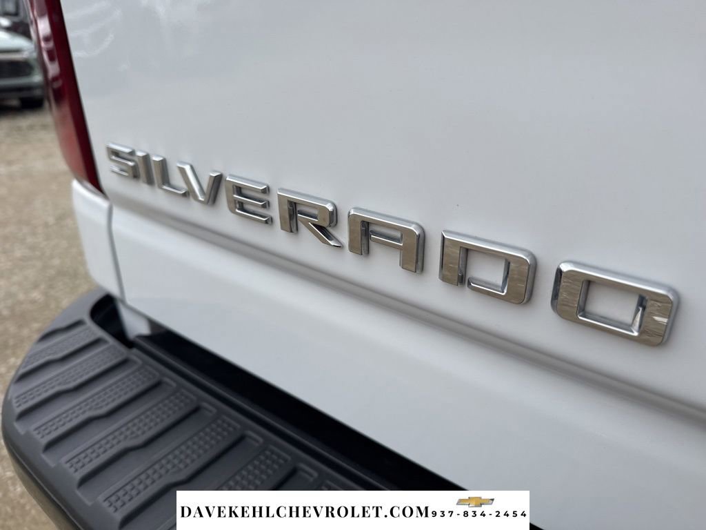 Used 2024 Chevrolet Silverado 2500 ZR2 w/ Technology Package image 39