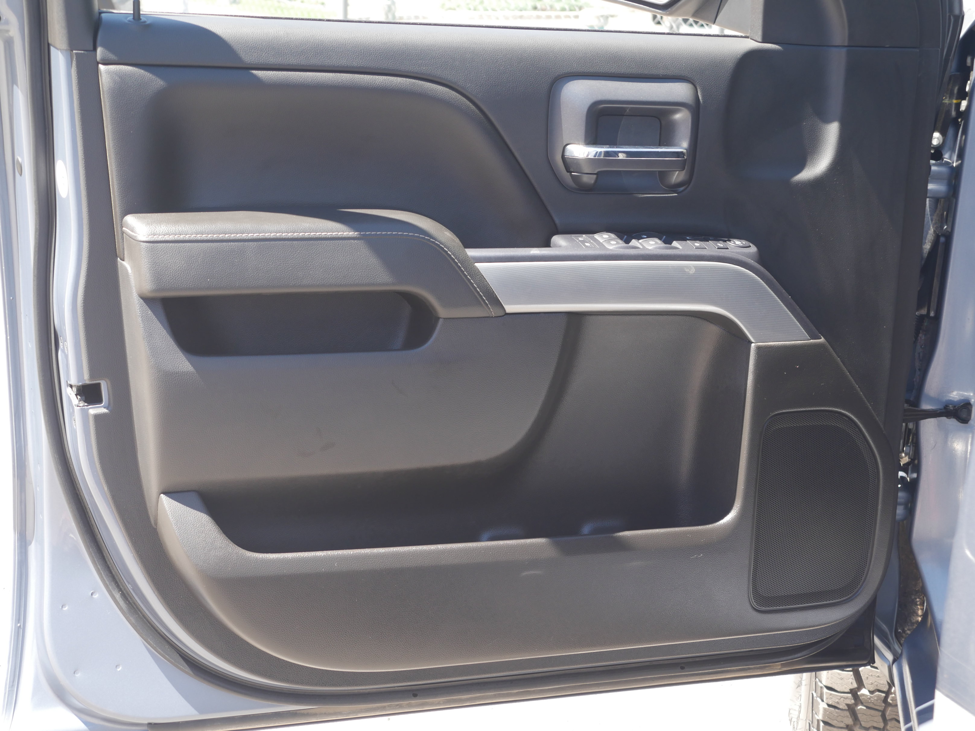 Used 2015 Chevrolet Silverado 1500 LT w/ All Star Edition AWD/4WD image 29