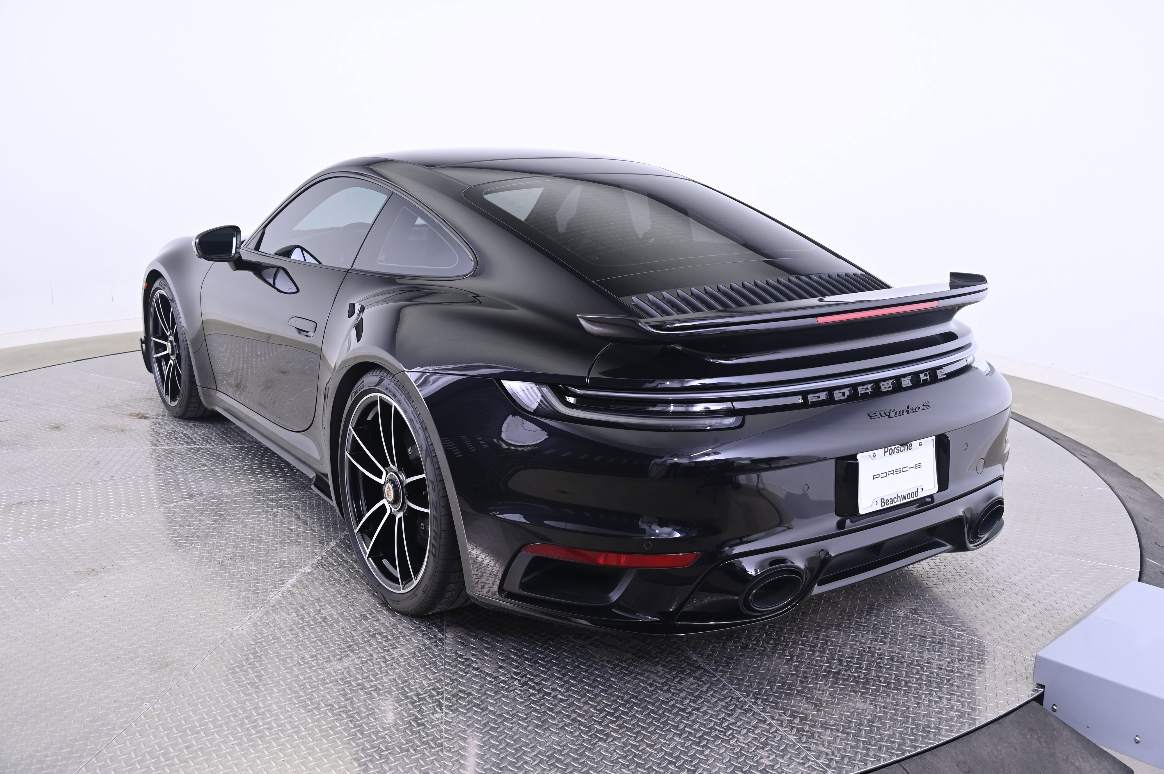 Certified 2025 Porsche 911 Turbo image 3