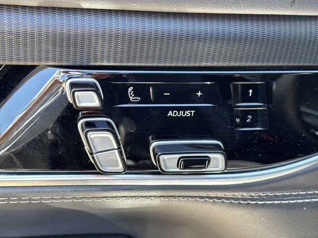 Used 2024 Jeep Grand Wagoneer Series II w/ Quick Order Packagew 28T AWD/4WD image 22