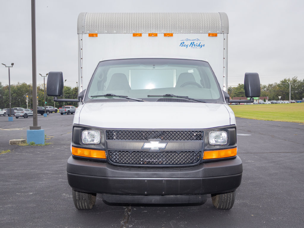 Used 2007 Chevrolet Express 3500 RWD image 2