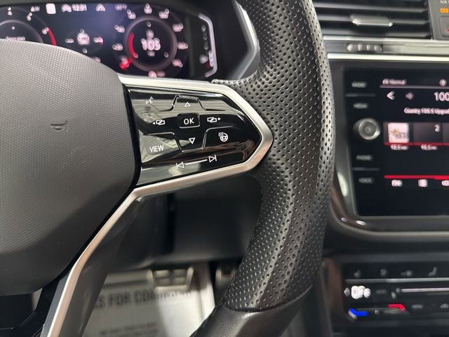 Used 2022 Volkswagen Tiguan SEL R-Line image 18