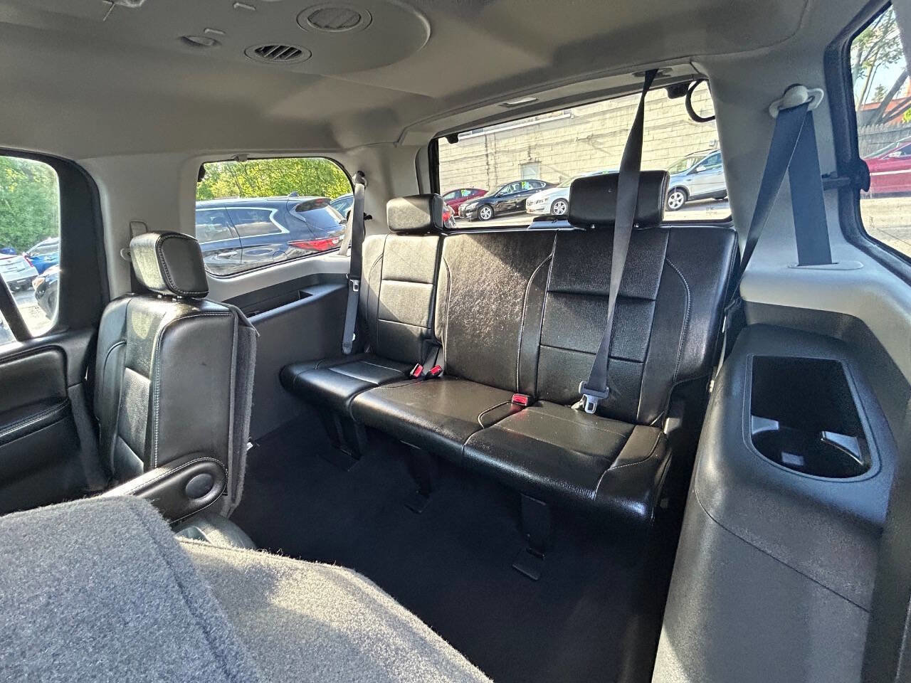 Used 2011 Nissan Armada Platinum w/ 2nd Row Captain Seat Pkg AWD/4WD image 8