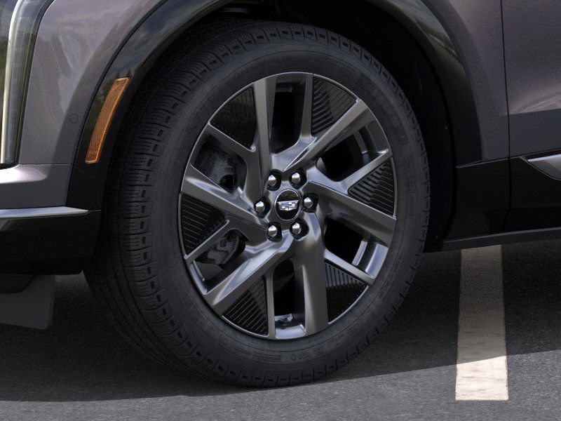 New 2026 Cadillac Optiq Luxury 2 image 41