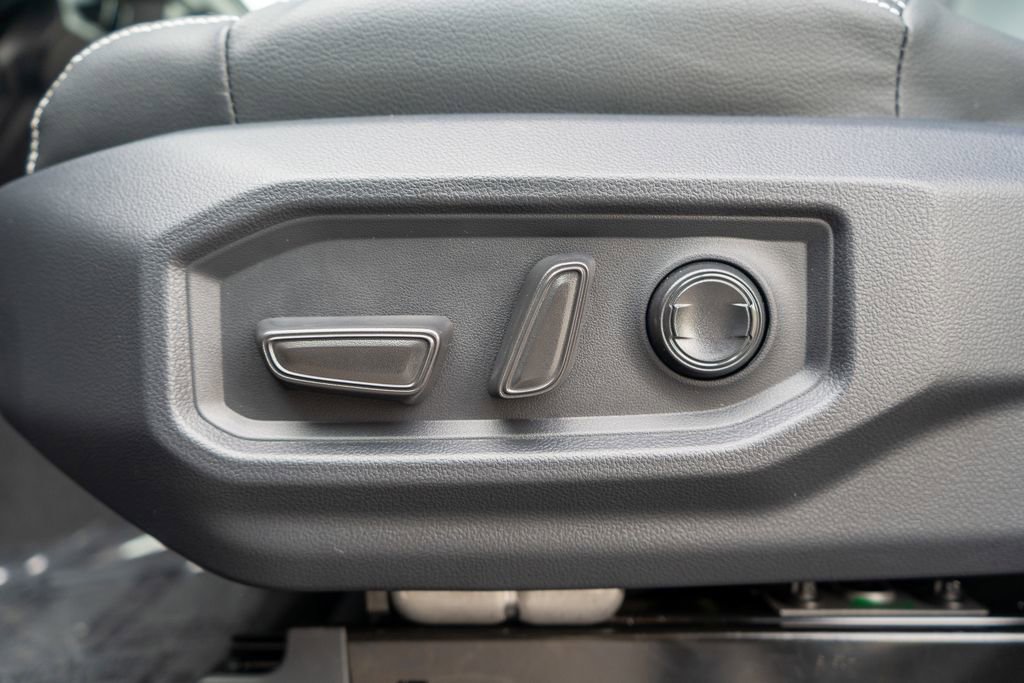 New 2026 Toyota Tundra Limited image 18