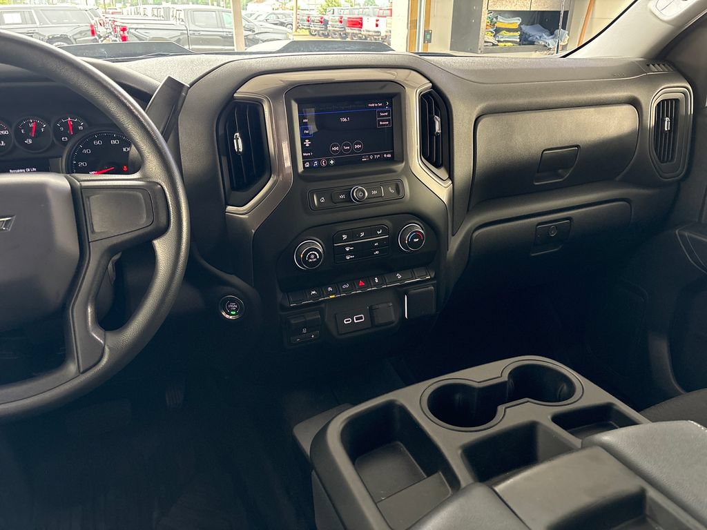 Used 2025 Chevrolet Silverado 1500 Custom Trail Boss w/ Dark Appearance Package AWD/4WD image 25