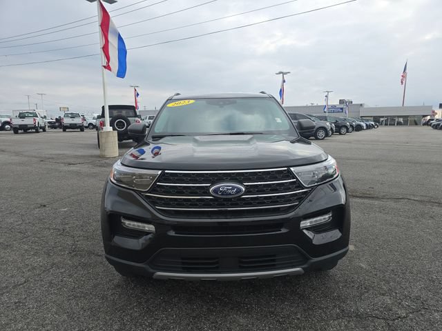 Certified 2023 Ford Explorer XLT w/ Equipment Group 202A AWD/4WD image 10