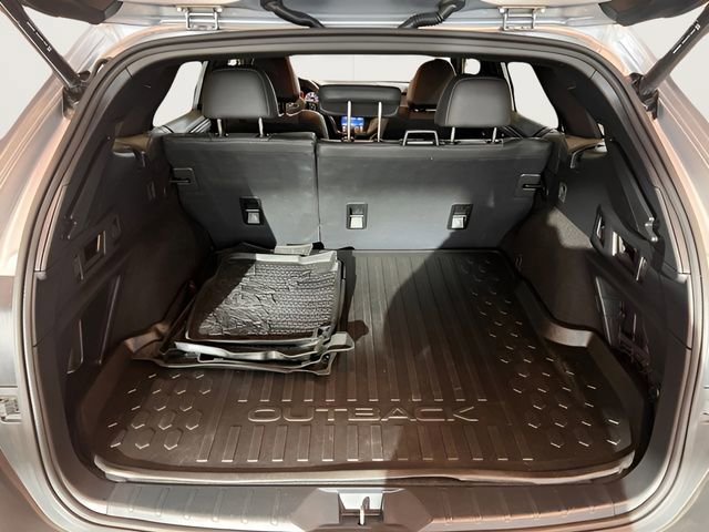 Used 2022 Subaru Outback Wilderness image 8