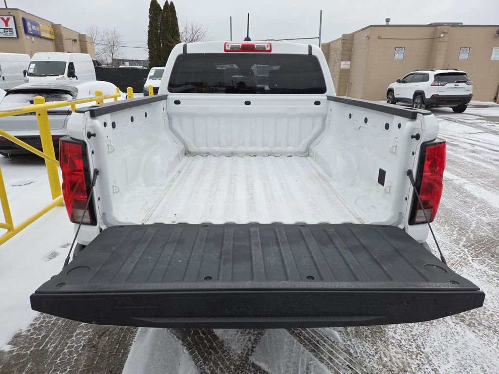 Used 2023 Chevrolet Colorado W/T image 15